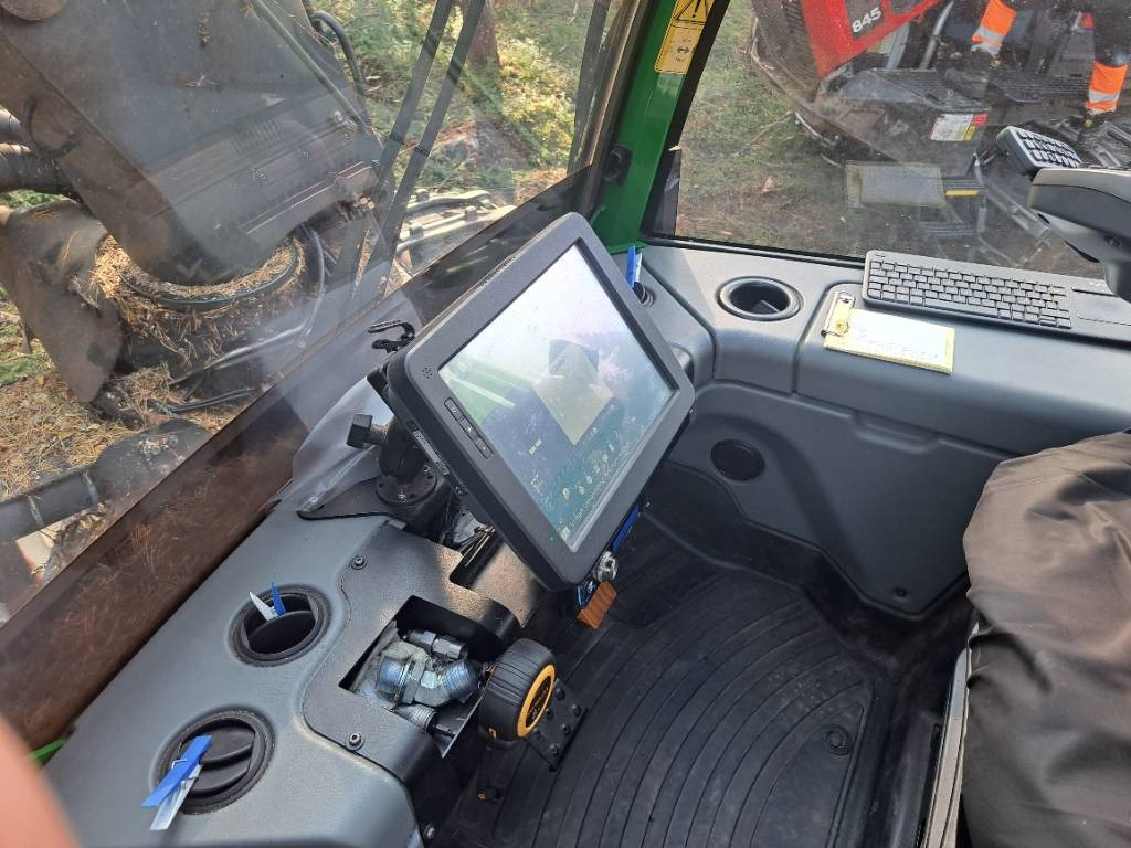 Harvester John Deere 1170G: Foto 6