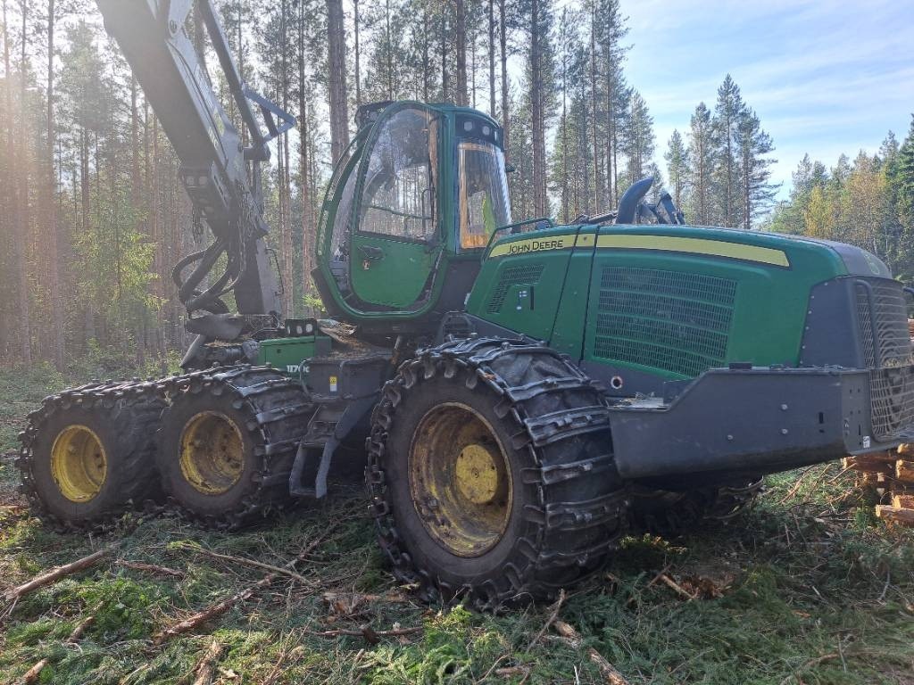 John Deere 1170G - Harvester: Foto 1 John Deere 1170G - Harvester: Foto 1