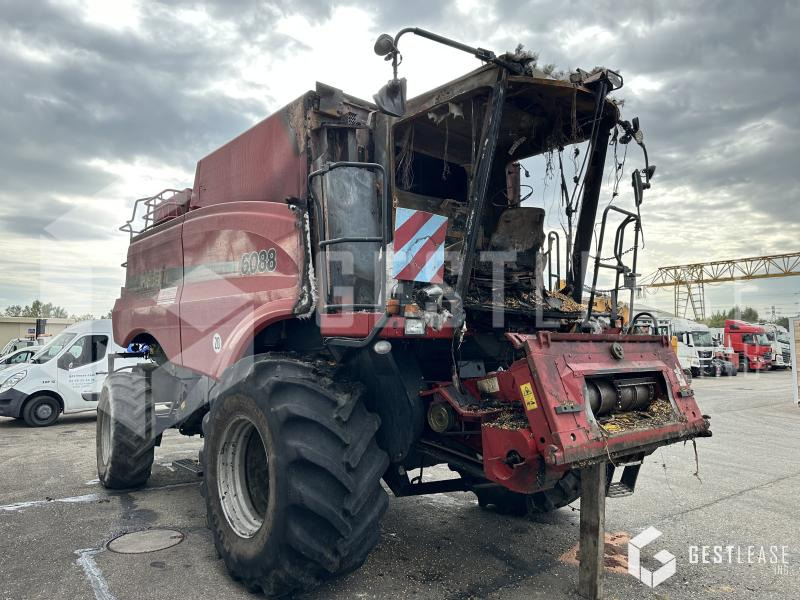 Case IH 6088 - Combină de recoltat cereale: Foto 4 Case IH 6088 - Combină de recoltat cereale: Foto 4