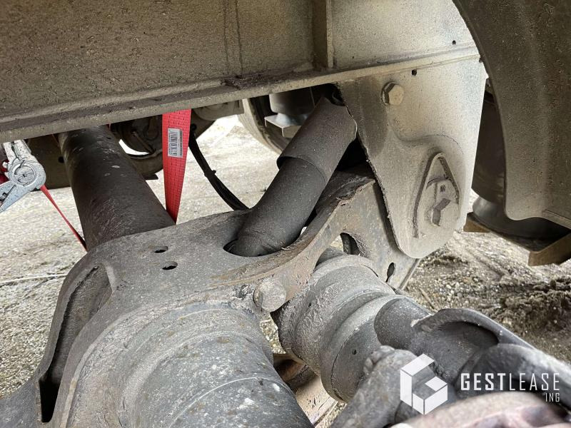 Remorcă cu prelată Fruehauf Rideaux coulissants 3 essieux: Foto 8