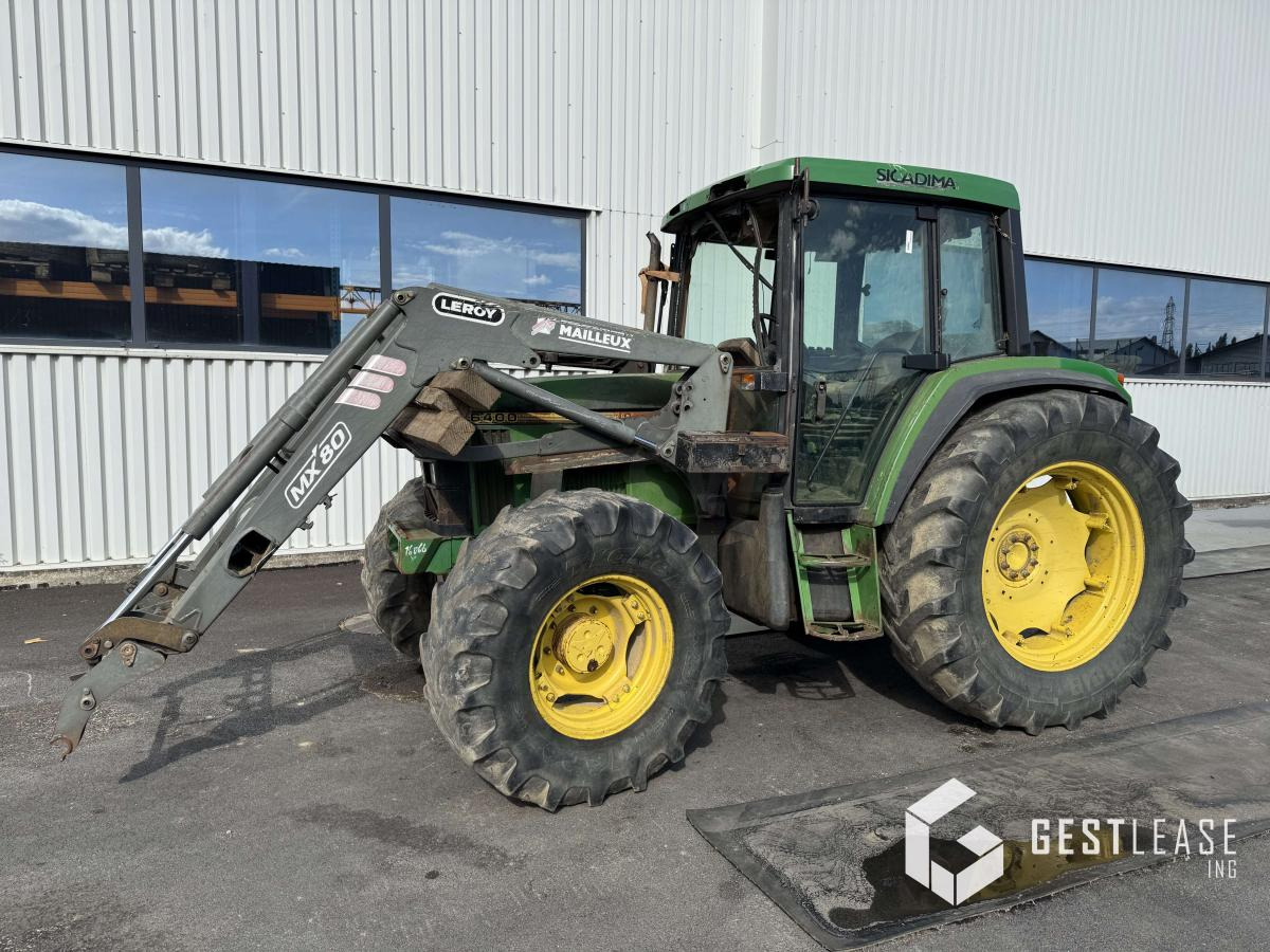 John Deere 6400 4RM - Tractor agricol: Foto 1 John Deere 6400 4RM - Tractor agricol: Foto 1