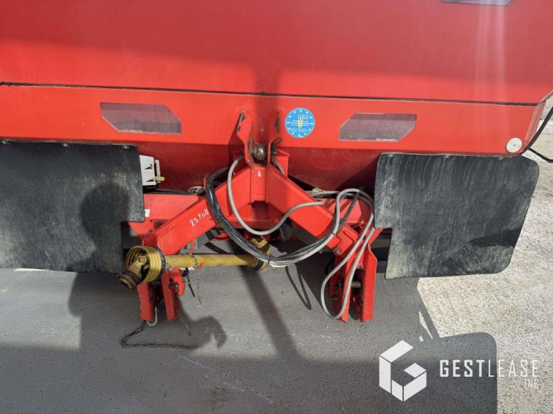 Kuhn AXIS 40.1 W - Imprastietor îngrăşăminte: Foto 5 Kuhn AXIS 40.1 W - Imprastietor îngrăşăminte: Foto 5