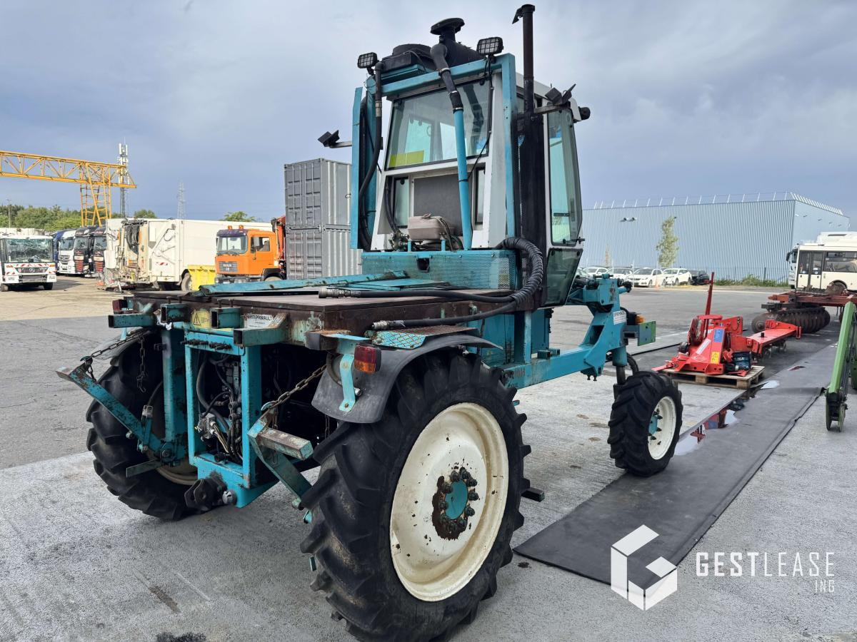 LOISEAU DOGGER 10H - Tractor de încălecat: Foto 3 LOISEAU DOGGER 10H - Tractor de încălecat: Foto 3