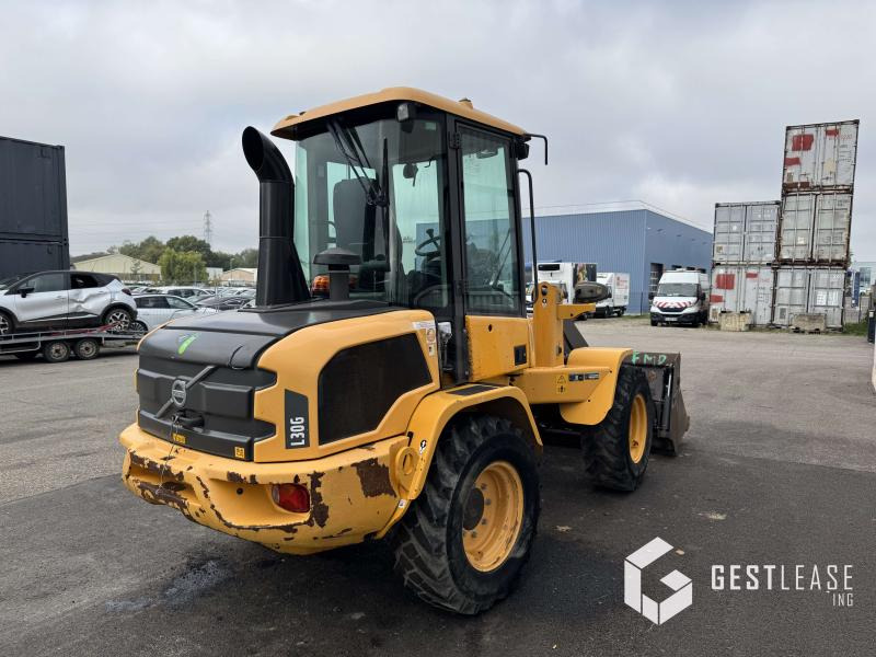 Volvo L30G - Încărcător frontal pe pneuri: Foto 3 Volvo L30G - Încărcător frontal pe pneuri: Foto 3
