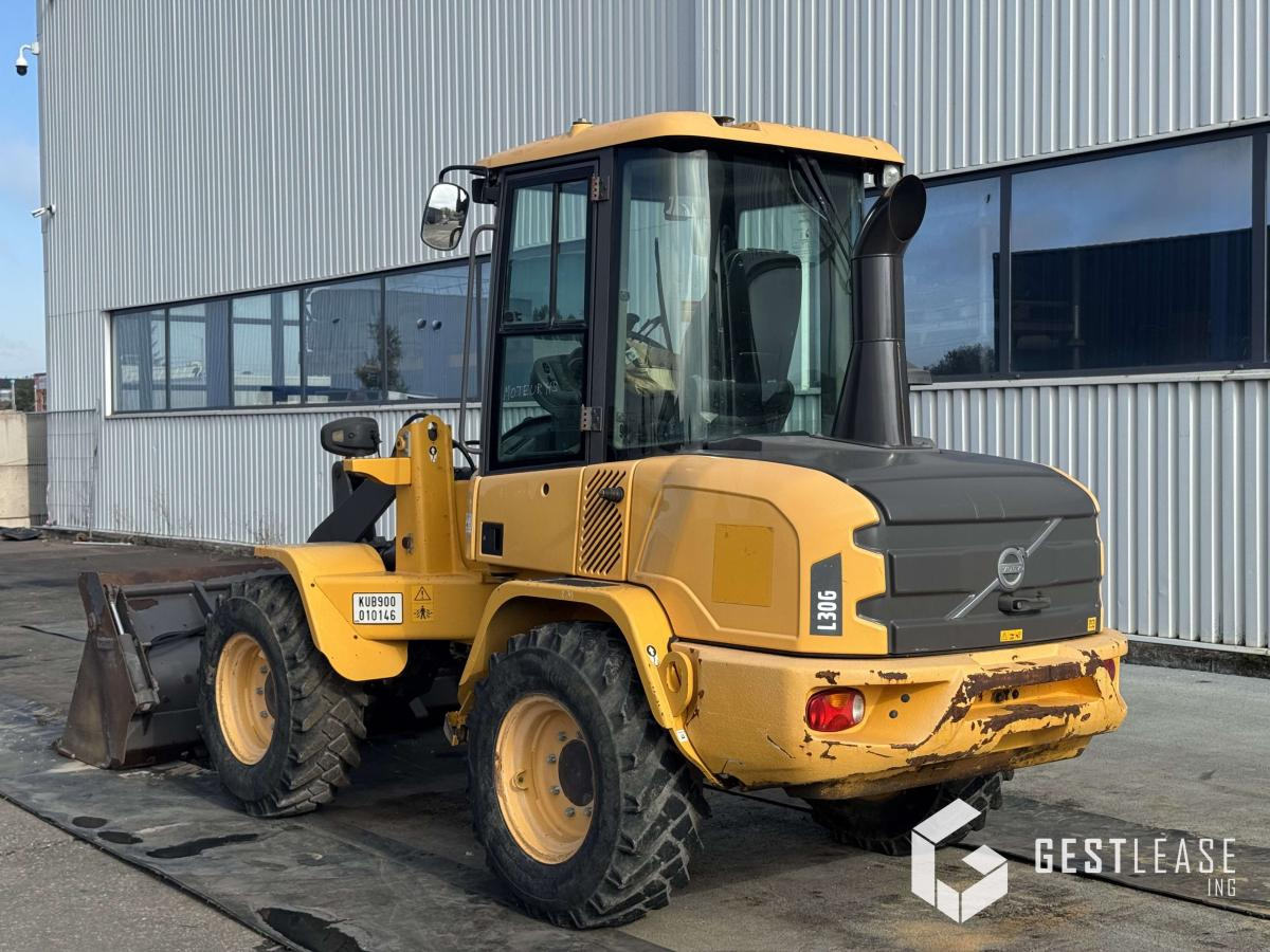 Volvo L30G - Încărcător frontal pe pneuri: Foto 2 Volvo L30G - Încărcător frontal pe pneuri: Foto 2