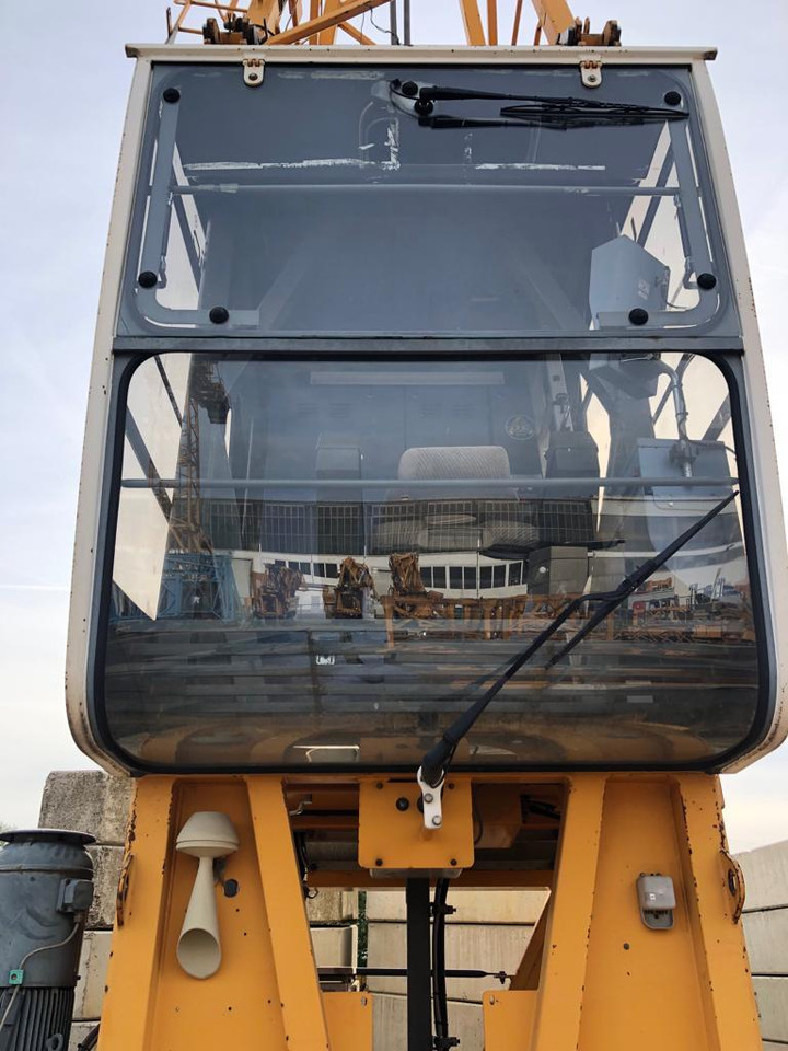 Liebherr 112EC-H Litronic - Macara turn: Foto 1 Liebherr 112EC-H Litronic - Macara turn: Foto 1