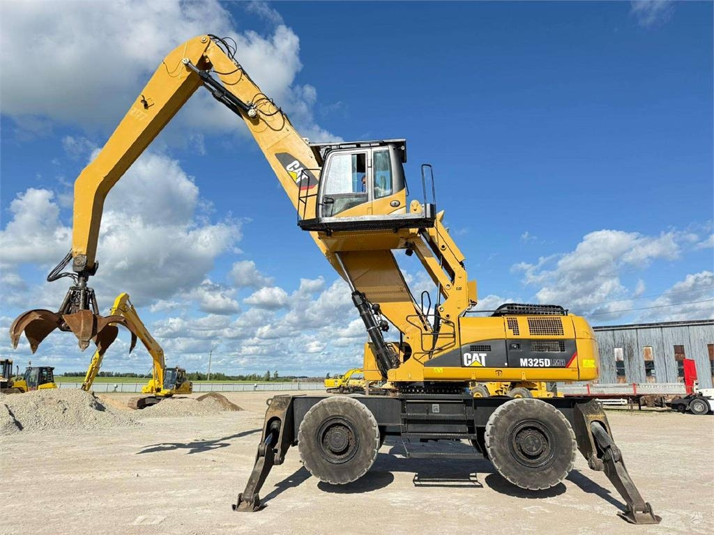 CAT M 325 DLMH - Excavator pe roţi: Foto 5 CAT M 325 DLMH - Excavator pe roţi: Foto 5