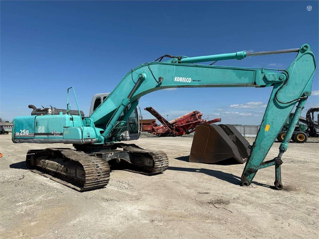 Kobelco SK 250 NLC-6 FOR SPARE PARTS - Excavator pe şenile: Foto 2 Kobelco SK 250 NLC-6 FOR SPARE PARTS - Excavator pe şenile: Foto 2