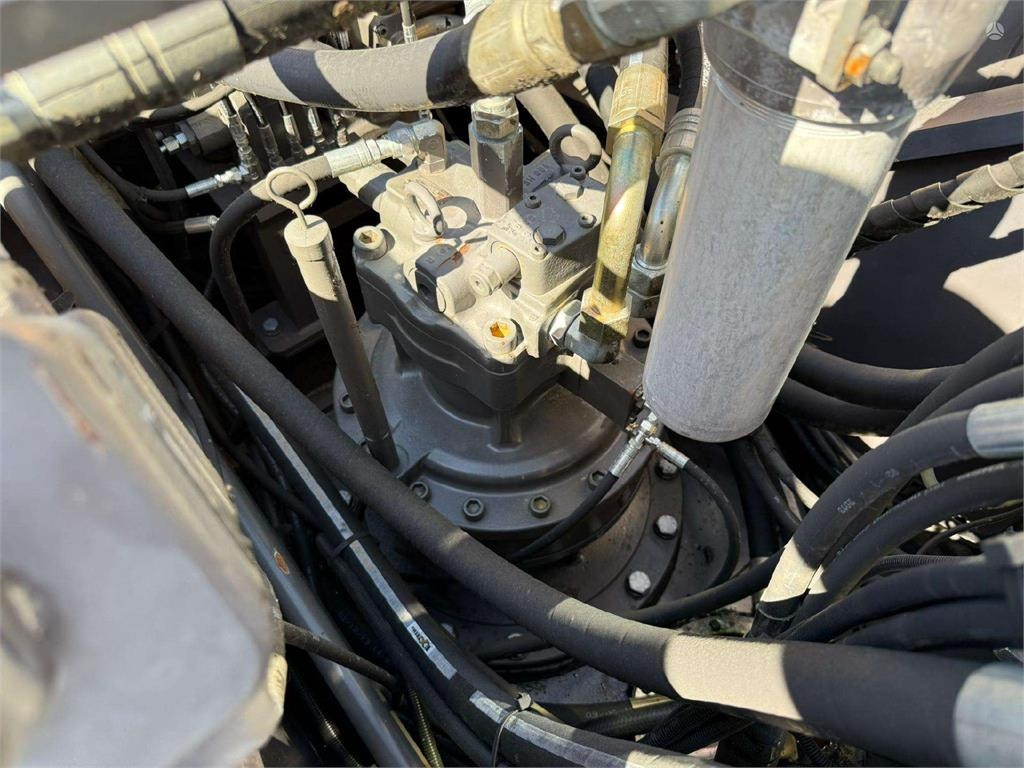 Excavator pe şenile Volvo EC 250 DL 3D LEICA + ROTOTILT: Foto 14