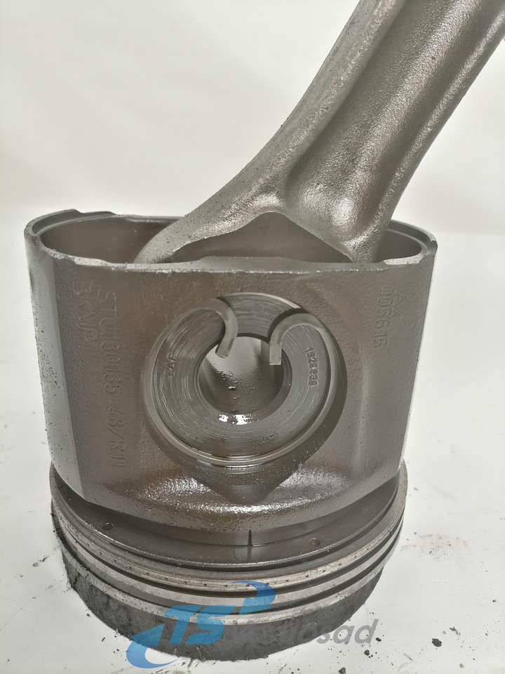 DAF Connecting rod + piston 1747552 - Piston/ Inel/ Bucşă pentru Camion: Foto 2 DAF Connecting rod + piston 1747552 - Piston/ Inel/ Bucşă pentru Camion: Foto 2