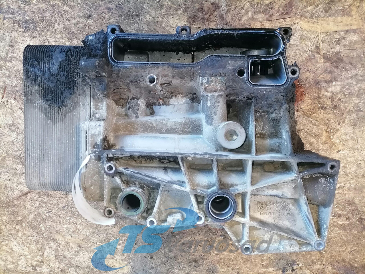 DAF Oil filter unit 6761030201 - Motor şi piese pentru Camion: Foto 3 DAF Oil filter unit 6761030201 - Motor şi piese pentru Camion: Foto 3