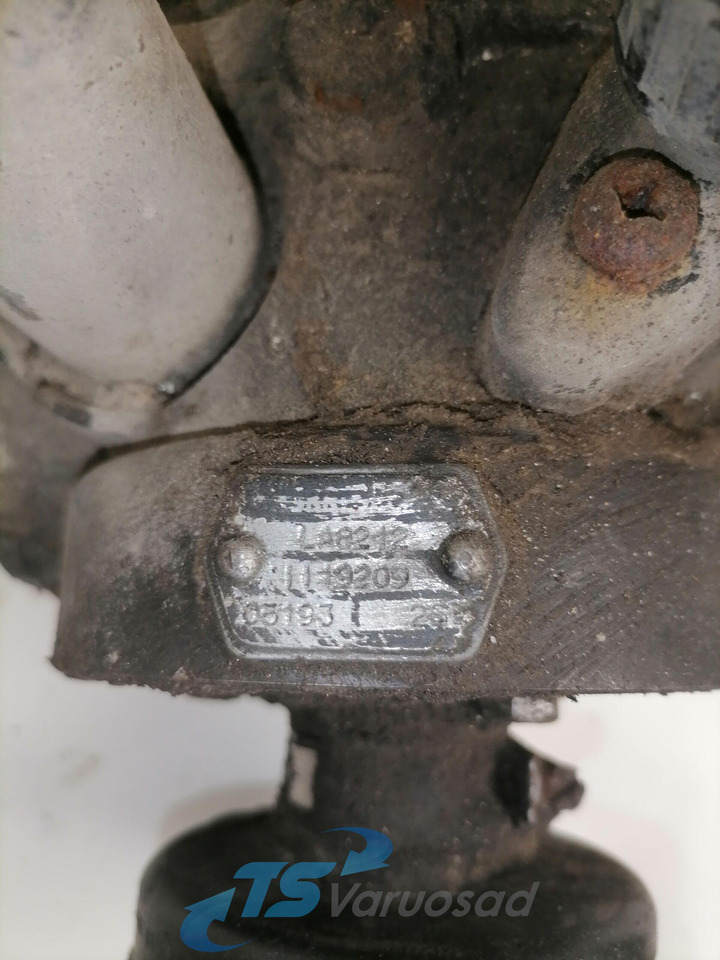 MAN Air dryer LA8212 - Supapă frână pentru Camion: Foto 4 MAN Air dryer LA8212 - Supapă frână pentru Camion: Foto 4