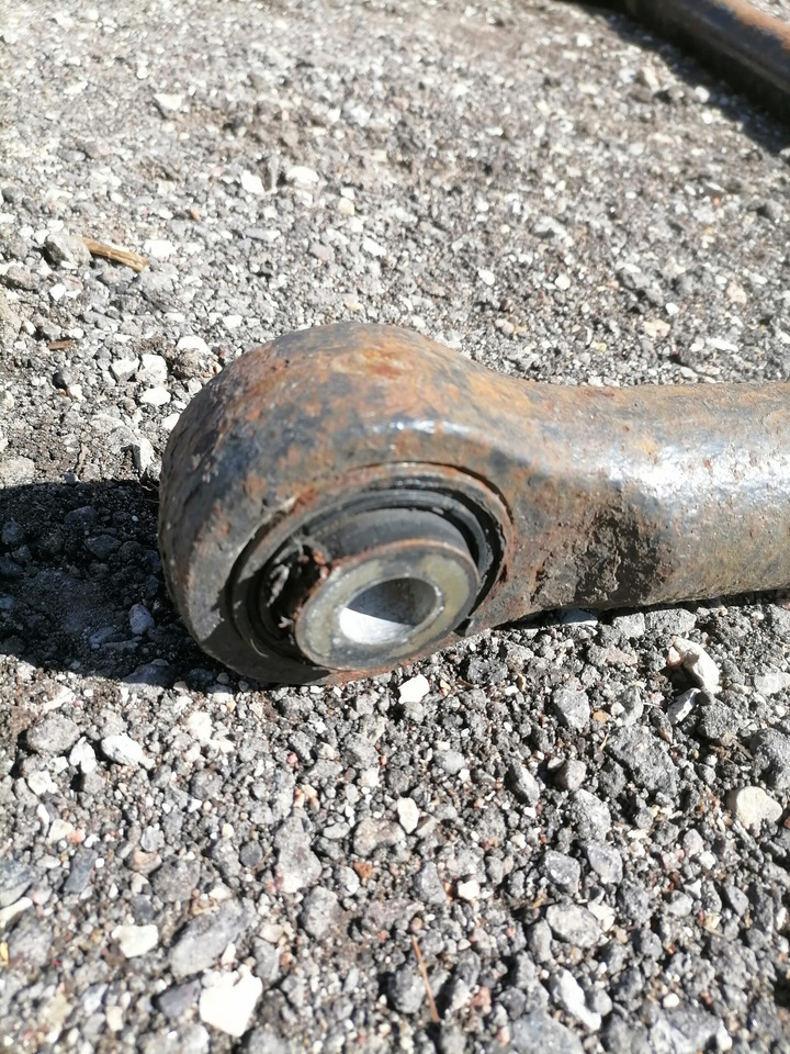 MAN Anti-roll bar 81437156116 - Bară stabilizatoare pentru Camion: Foto 3 MAN Anti-roll bar 81437156116 - Bară stabilizatoare pentru Camion: Foto 3