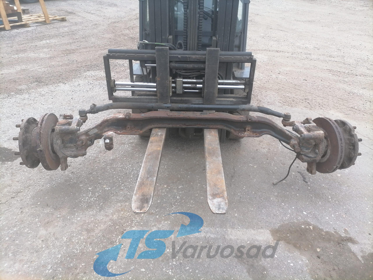 MAN Axel housing 81413030080 - Axă față pentru Camion: Foto 1 MAN Axel housing 81413030080 - Axă față pentru Camion: Foto 1