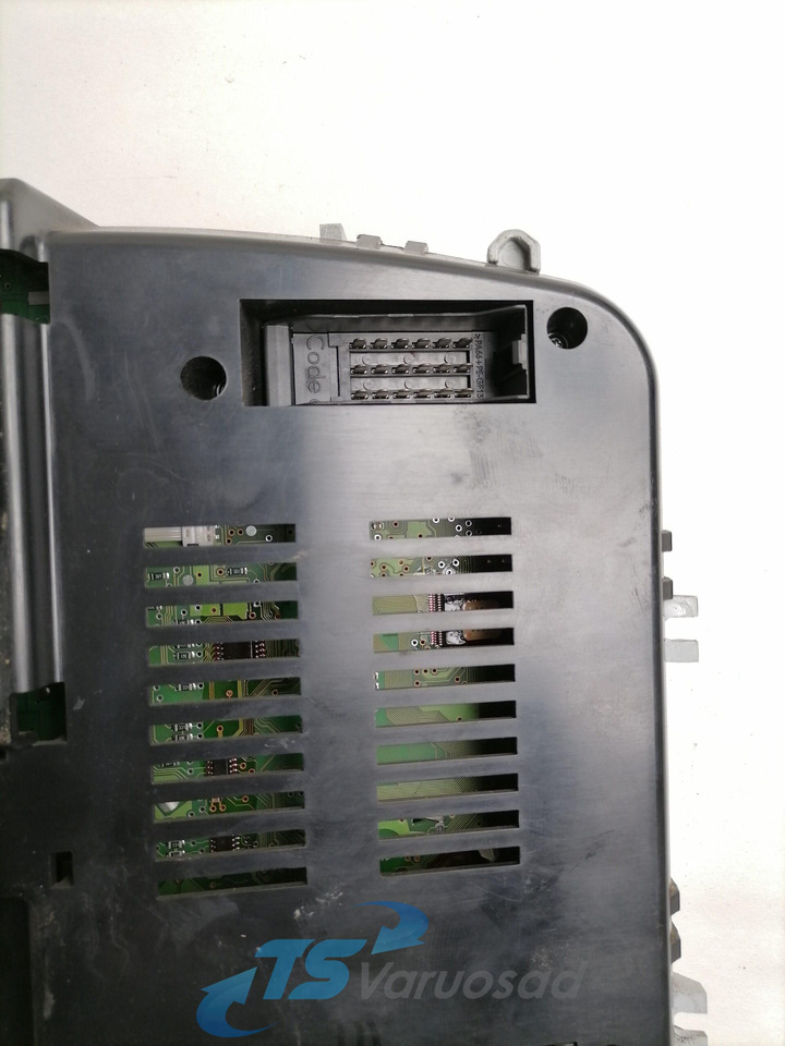 MAN Dashboard 81272026125 - Tablou de bord pentru Camion: Foto 4 MAN Dashboard 81272026125 - Tablou de bord pentru Camion: Foto 4