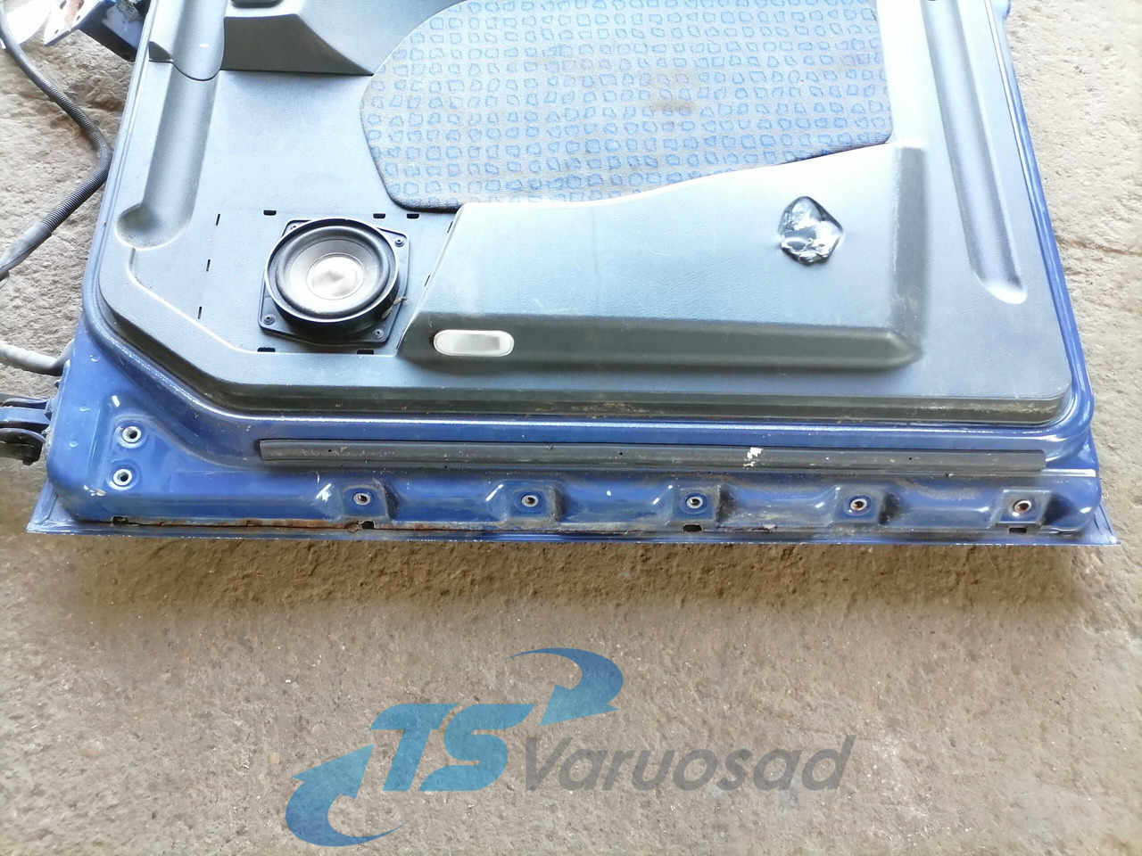 MAN Door 81626004118 - Uşă și piese pentru Camion: Foto 3 MAN Door 81626004118 - Uşă și piese pentru Camion: Foto 3
