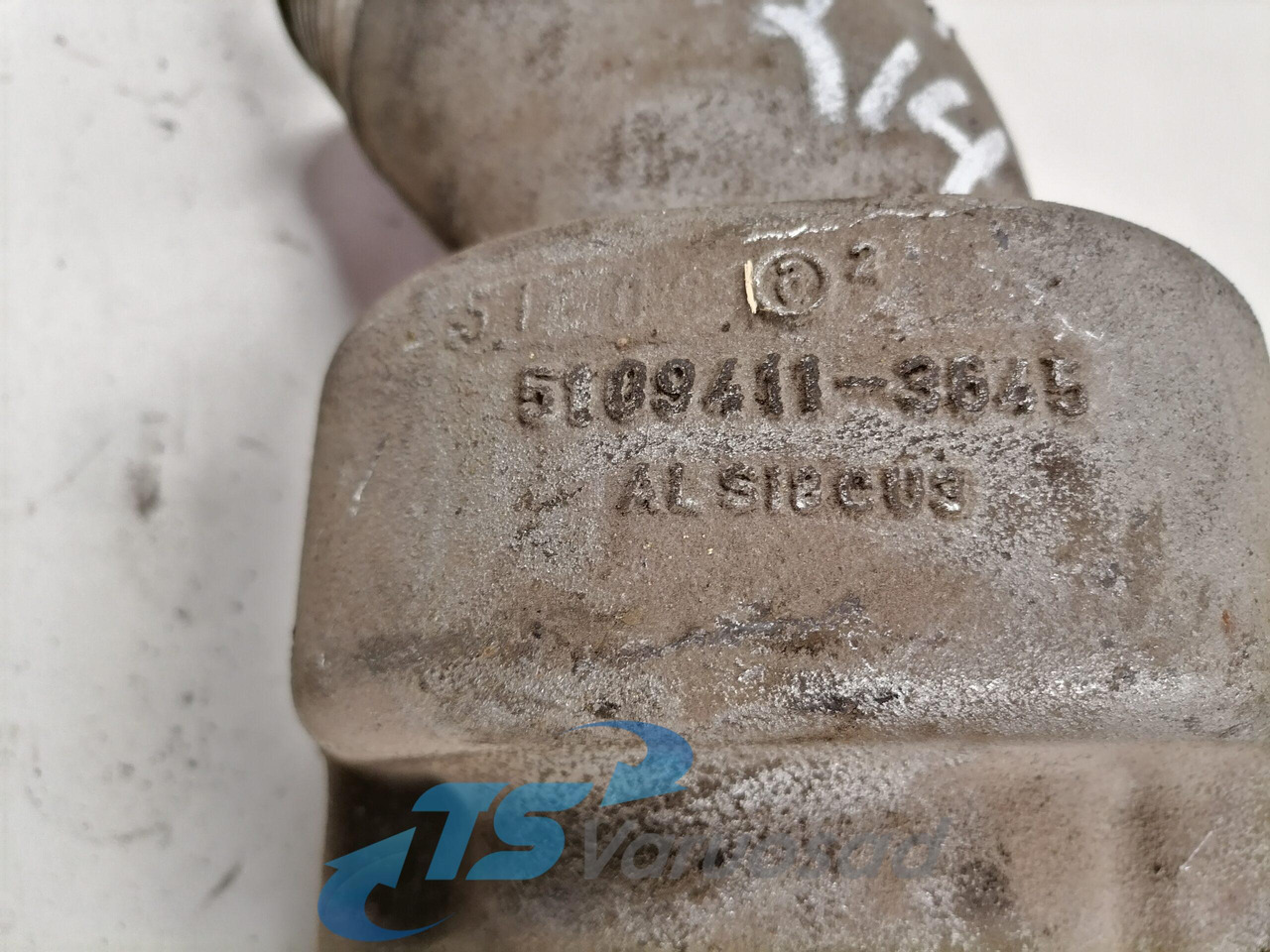 MAN Intake manifold 51094113645 - Galerie admisie pentru Camion: Foto 4 MAN Intake manifold 51094113645 - Galerie admisie pentru Camion: Foto 4