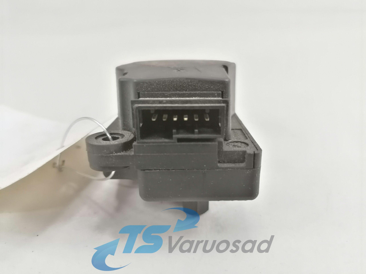 MAN Interior heating damper position regulator A7584003 - Piesa universala pentru Camion: Foto 2 MAN Interior heating damper position regulator A7584003 - Piesa universala pentru Camion: Foto 2