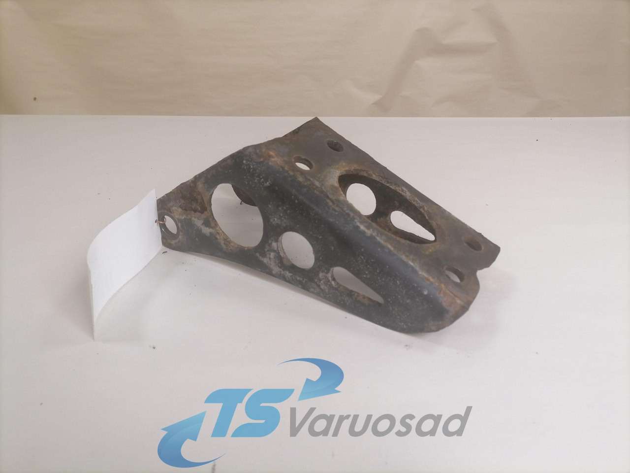 MAN Shock absorber mounting 81437400195 - Suspensie pentru Camion: Foto 2 MAN Shock absorber mounting 81437400195 - Suspensie pentru Camion: Foto 2