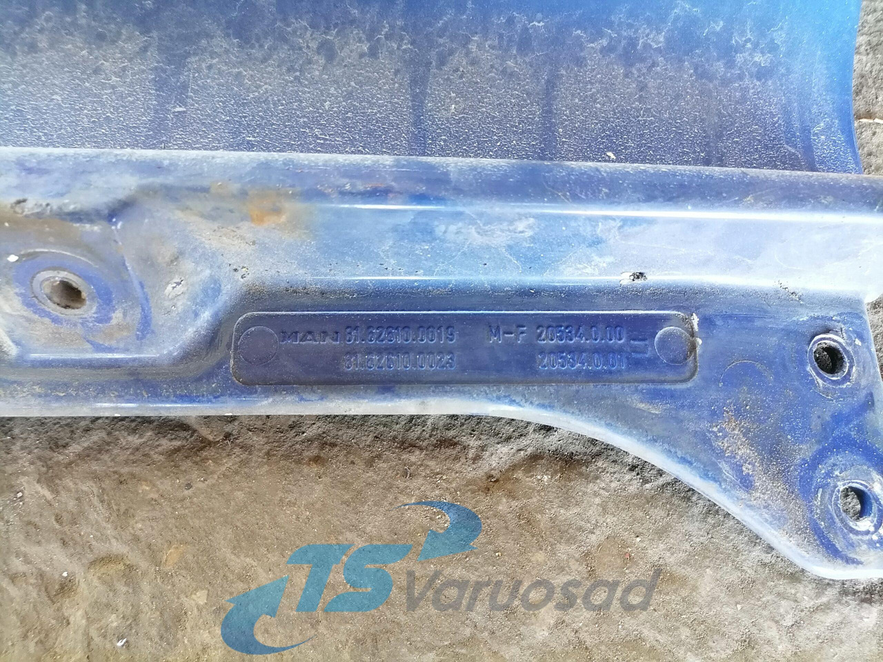 MAN Ukse pikendus, vasak 81626100019 - Uşă și piese pentru Camion: Foto 2 MAN Ukse pikendus, vasak 81626100019 - Uşă și piese pentru Camion: Foto 2