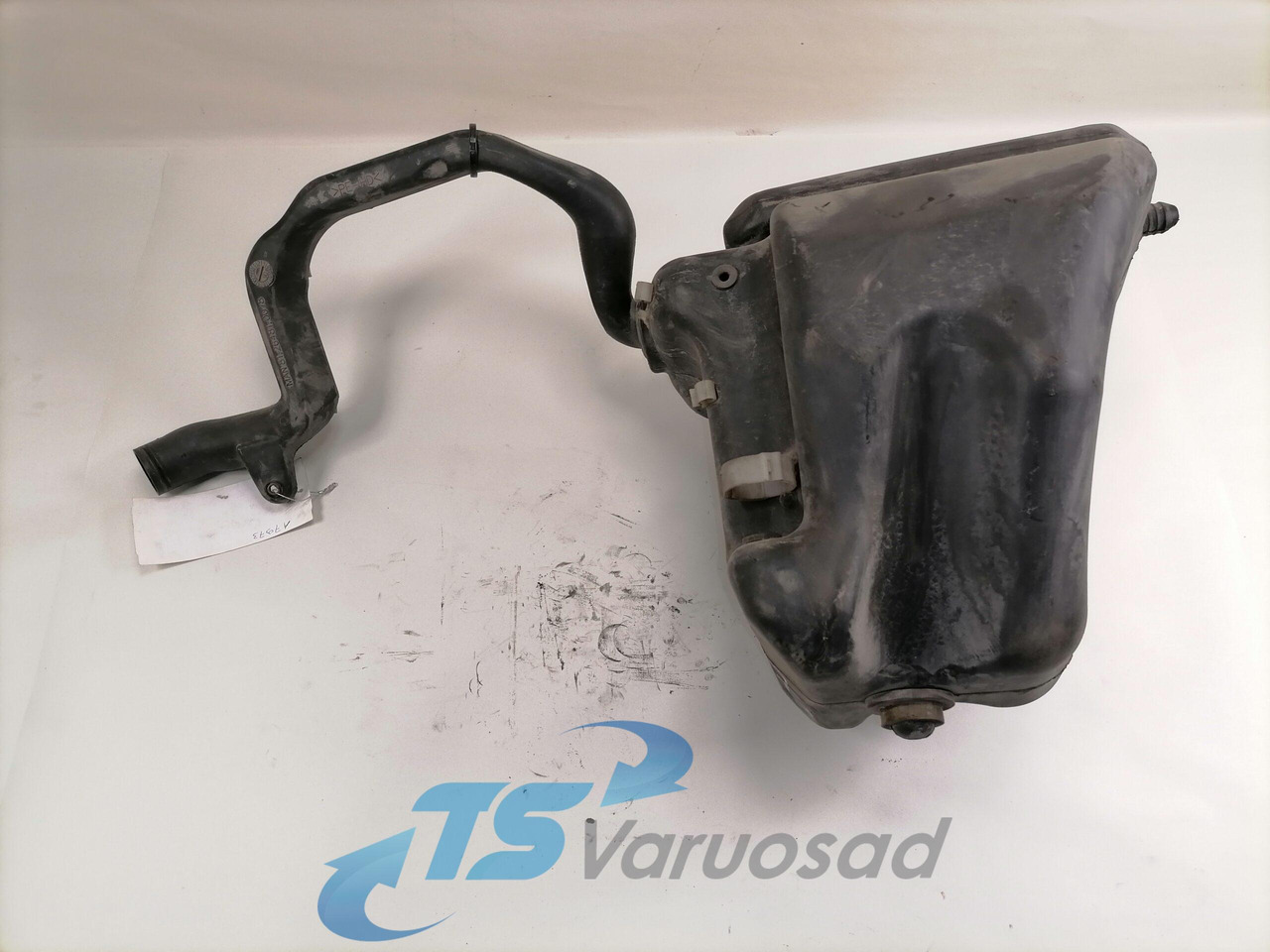 MAN Windscreen washer fluid tank 81264810079 - Ștergător pentru Camion: Foto 2 MAN Windscreen washer fluid tank 81264810079 - Ștergător pentru Camion: Foto 2