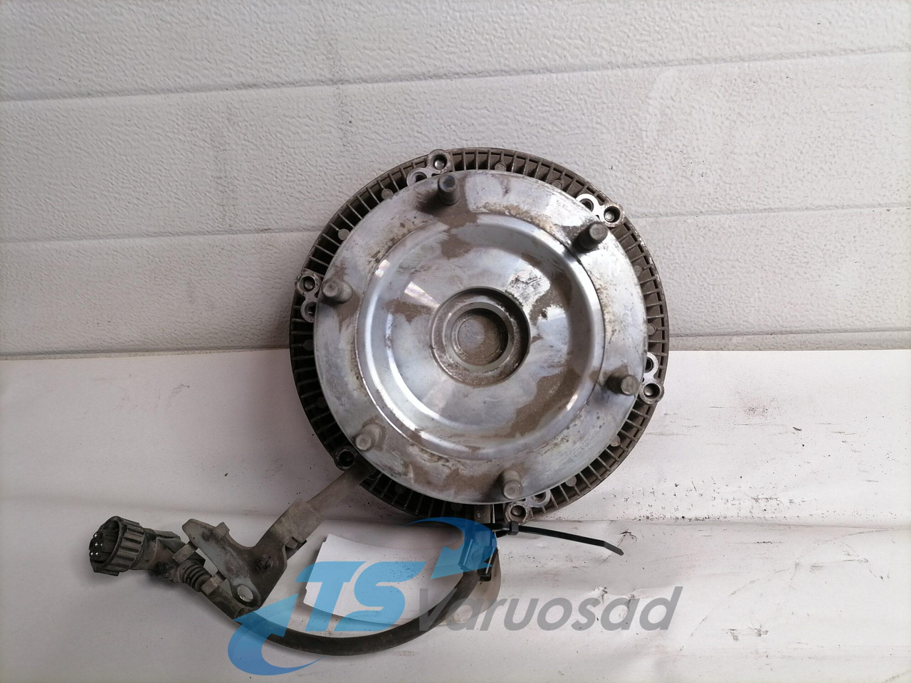 MB Cooling fan 0720002086 - Ventilator pentru Camion: Foto 3 MB Cooling fan 0720002086 - Ventilator pentru Camion: Foto 3