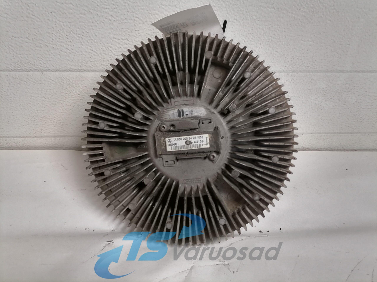 MB Cooling fan A0002008422 - Ventilator pentru Camion: Foto 1 MB Cooling fan A0002008422 - Ventilator pentru Camion: Foto 1