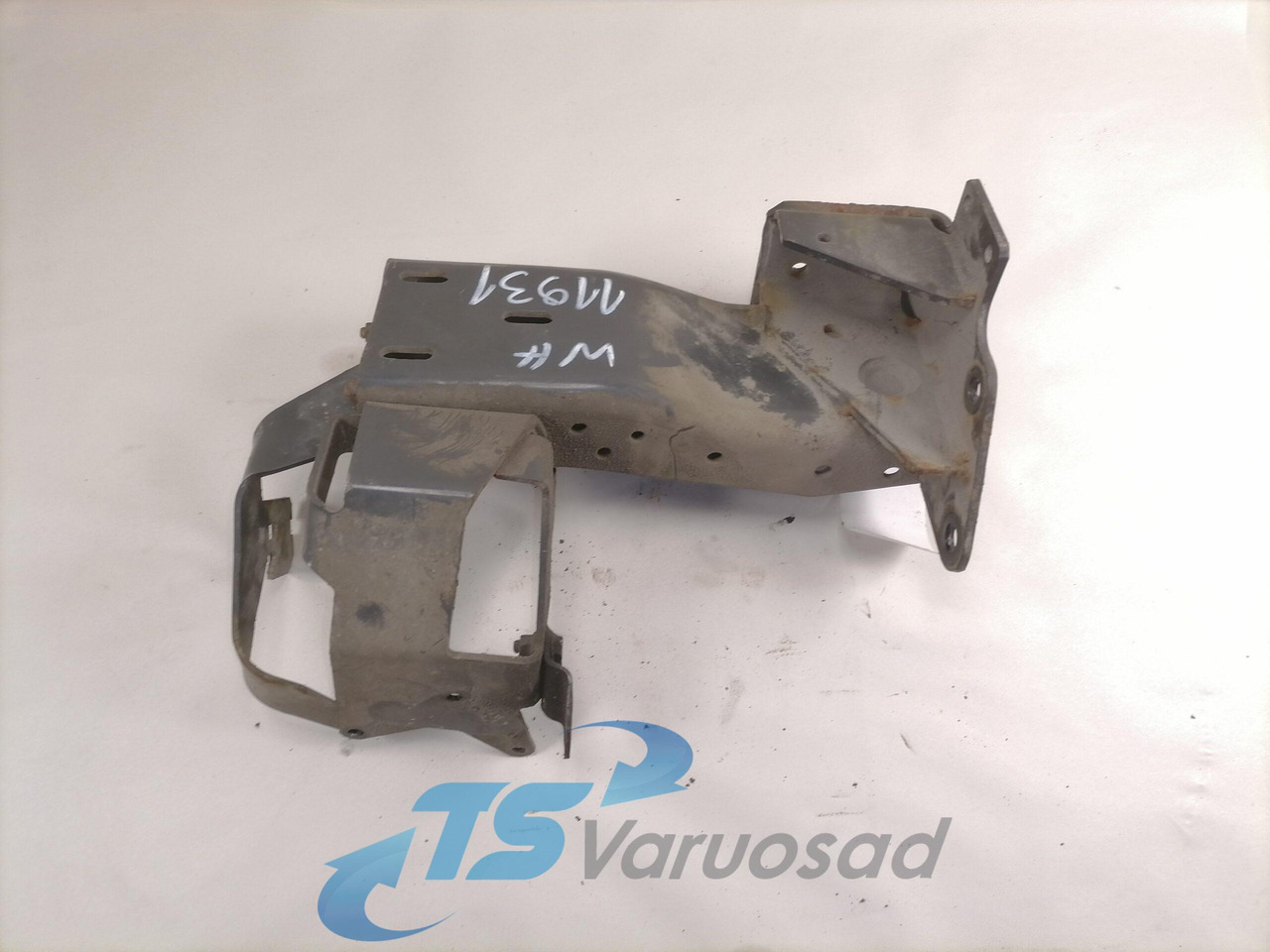 Mercedes-Benz Astmelaua kandur A9305201433 - Scară pentru Camion: Foto 1 Mercedes-Benz Astmelaua kandur A9305201433 - Scară pentru Camion: Foto 1