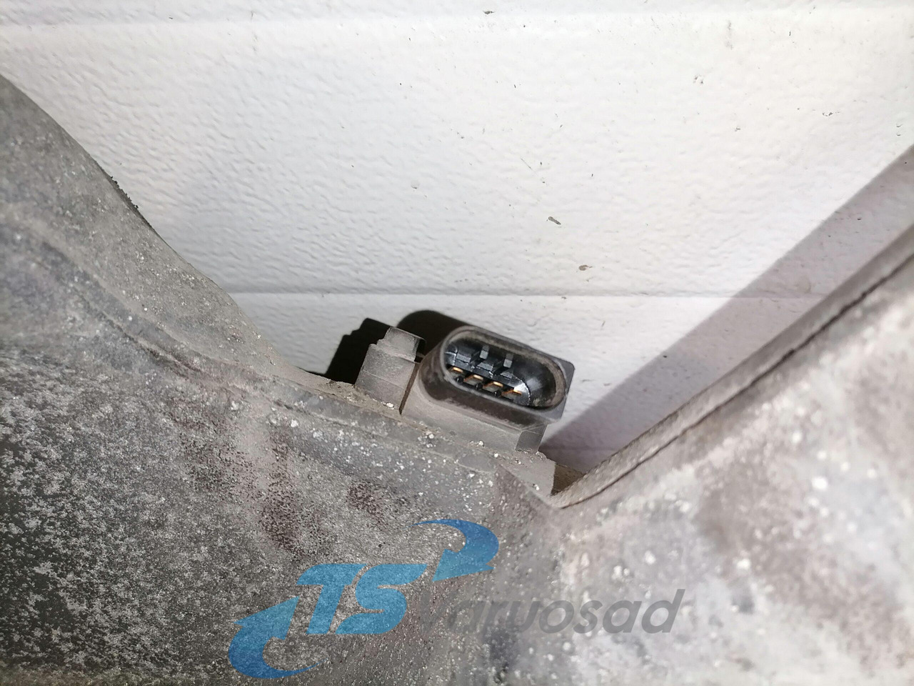Mercedes-Benz Intake mainfold A5410981717 - Galerie admisie pentru Camion: Foto 4 Mercedes-Benz Intake mainfold A5410981717 - Galerie admisie pentru Camion: Foto 4