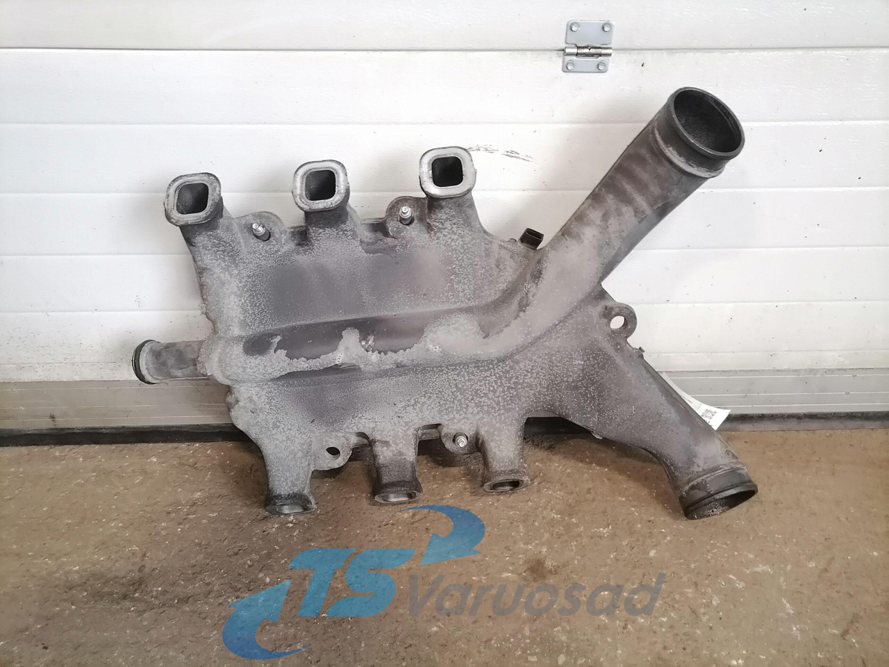 Mercedes-Benz Intake mainfold A5410981717 - Galerie admisie pentru Camion: Foto 3 Mercedes-Benz Intake mainfold A5410981717 - Galerie admisie pentru Camion: Foto 3
