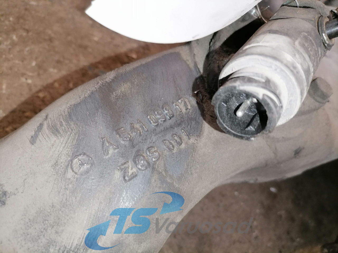 Mercedes-Benz Intake mainfold A5410981717 - Galerie admisie pentru Camion: Foto 2 Mercedes-Benz Intake mainfold A5410981717 - Galerie admisie pentru Camion: Foto 2