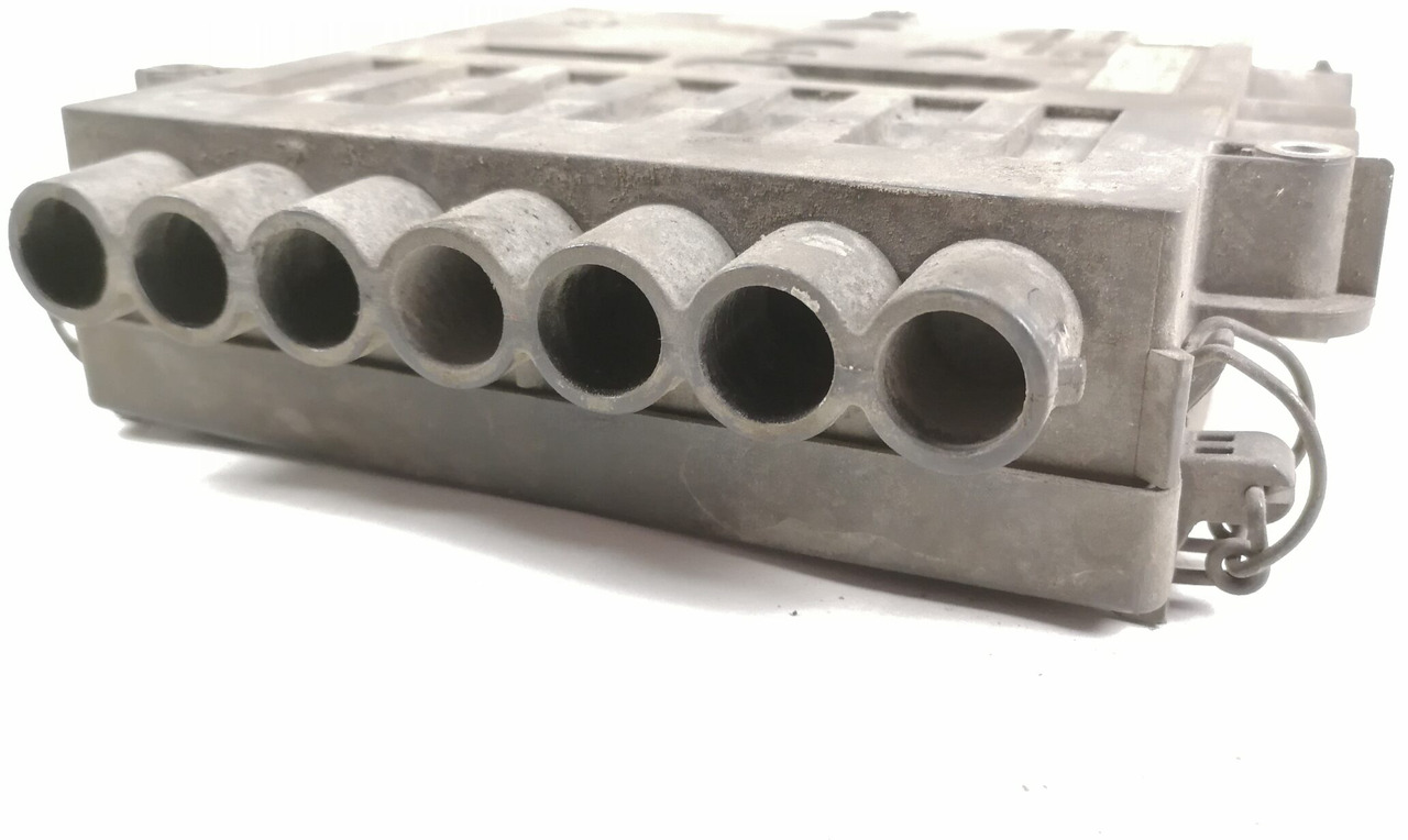 Mercedes-Benz Juhtmestiku harukarp A9605460440 - Siguranță pentru Camion: Foto 5 Mercedes-Benz Juhtmestiku harukarp A9605460440 - Siguranță pentru Camion: Foto 5