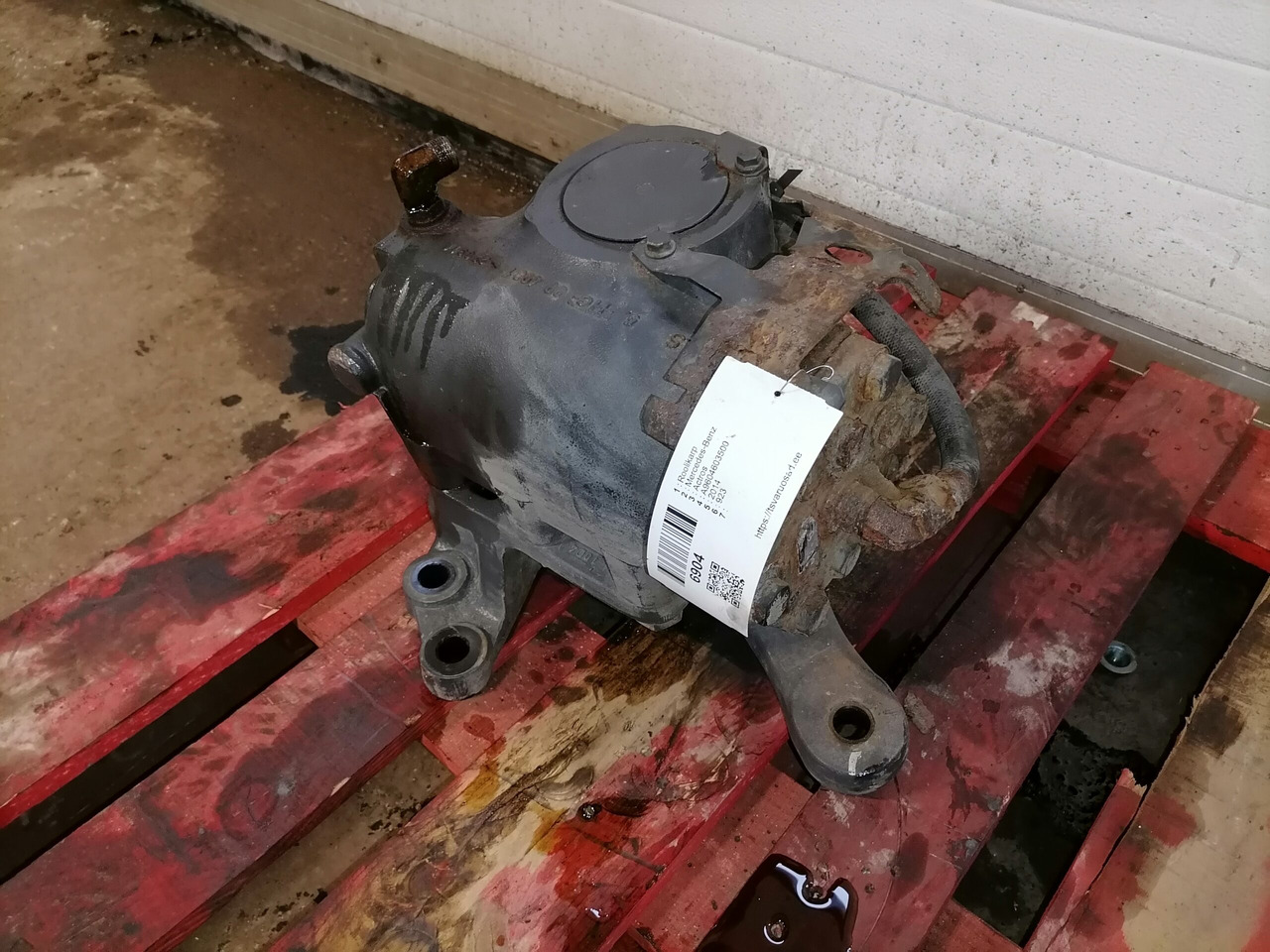 Mercedes-Benz Steering box A9604603500 - Casetă de direcție pentru Camion: Foto 1 Mercedes-Benz Steering box A9604603500 - Casetă de direcție pentru Camion: Foto 1