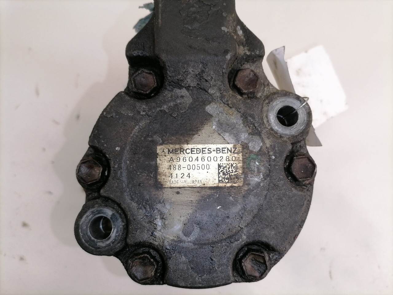 Mercedes-Benz Steering hydraulic pump A9604600280 - Pompă de servodirecţie pentru Camion: Foto 4 Mercedes-Benz Steering hydraulic pump A9604600280 - Pompă de servodirecţie pentru Camion: Foto 4