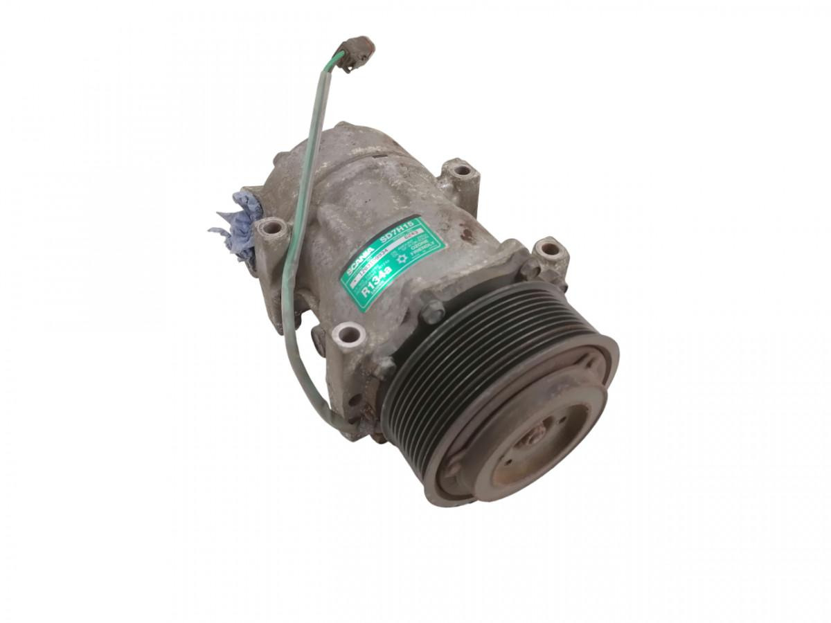 Scania A/C compressor 2564093 - Încălzire/ Ventilație pentru Camion: Foto 1 Scania A/C compressor 2564093 - Încălzire/ Ventilație pentru Camion: Foto 1