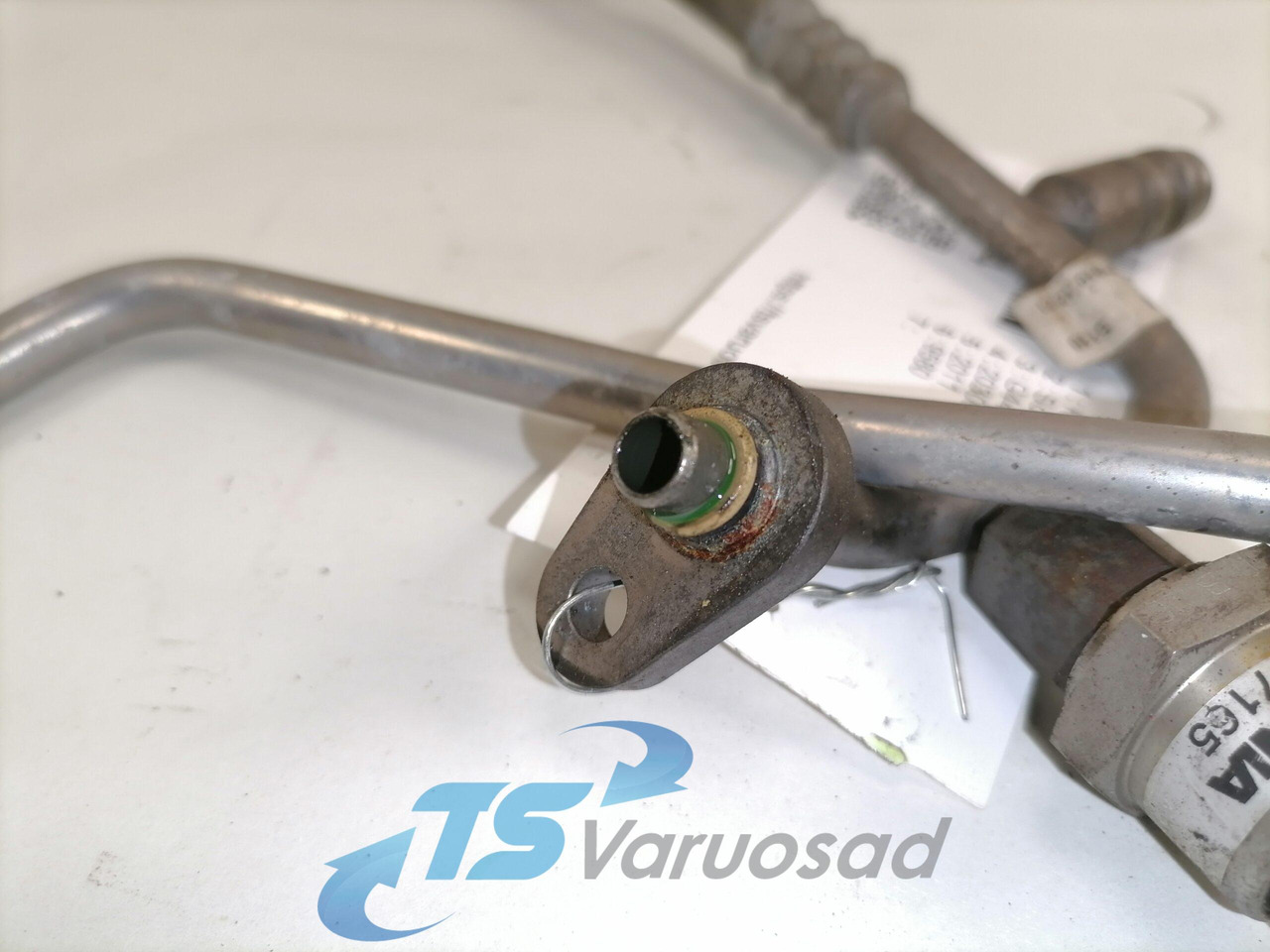 Scania A/C pipe 2030644 - Încălzire/ Ventilație pentru Camion: Foto 4 Scania A/C pipe 2030644 - Încălzire/ Ventilație pentru Camion: Foto 4