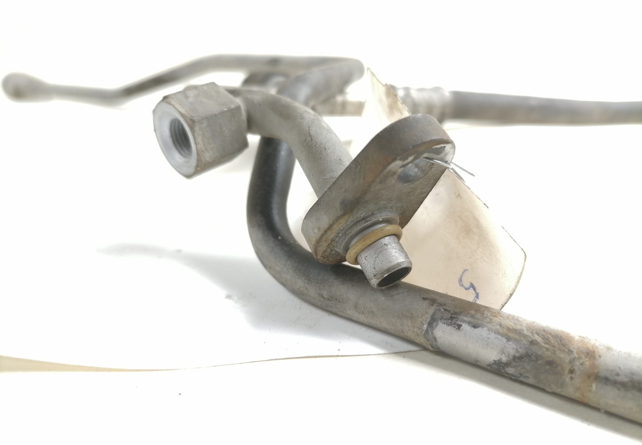 Scania A/C pipe 2030646 - Încălzire/ Ventilație pentru Camion: Foto 2 Scania A/C pipe 2030646 - Încălzire/ Ventilație pentru Camion: Foto 2