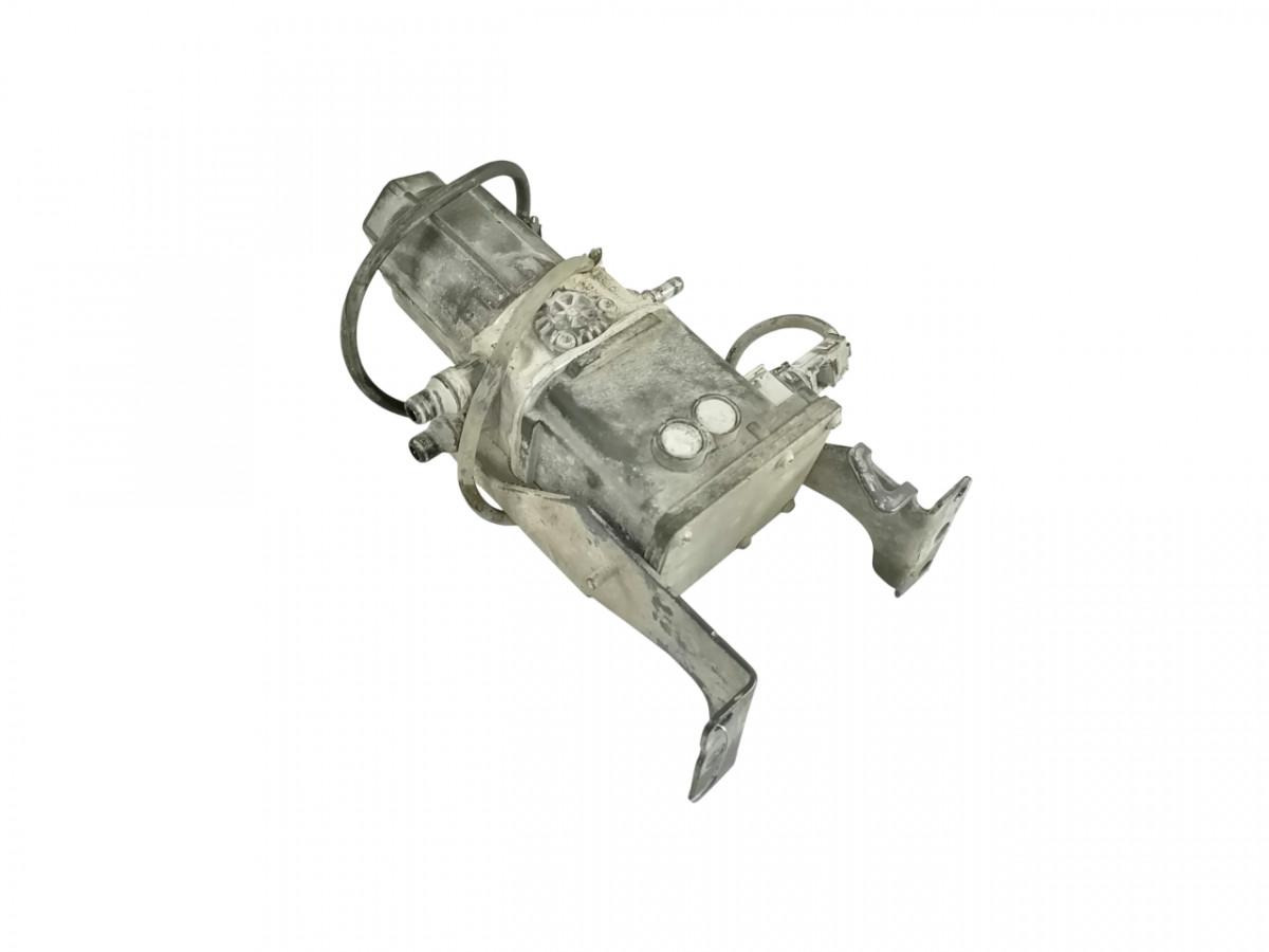 Scania ADBlue pump 2963717 - Sistem de alimentare combustibil pentru Camion: Foto 1 Scania ADBlue pump 2963717 - Sistem de alimentare combustibil pentru Camion: Foto 1