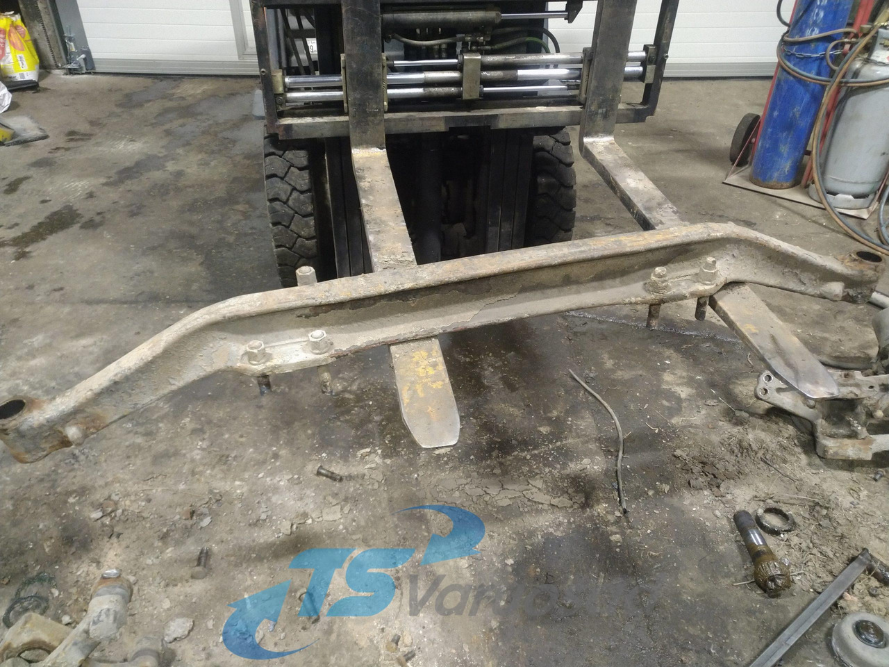 Scania Axel housing 1394399 - Axă față pentru Camion: Foto 1 Scania Axel housing 1394399 - Axă față pentru Camion: Foto 1