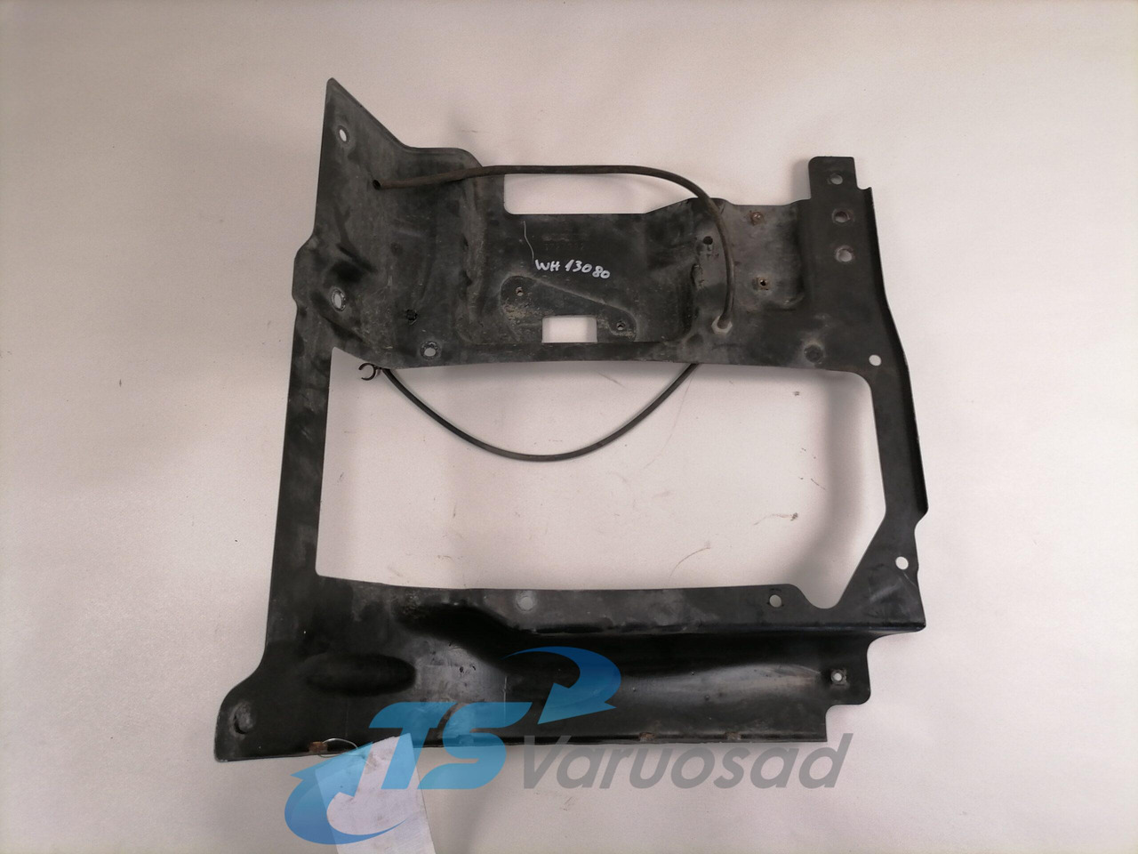 Scania Bracket 1727992 - Lumină pentru Camion: Foto 2 Scania Bracket 1727992 - Lumină pentru Camion: Foto 2