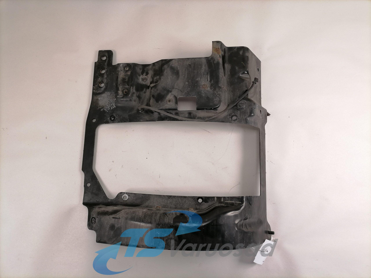 Scania Bracket 1727992 - Lumină pentru Camion: Foto 1 Scania Bracket 1727992 - Lumină pentru Camion: Foto 1