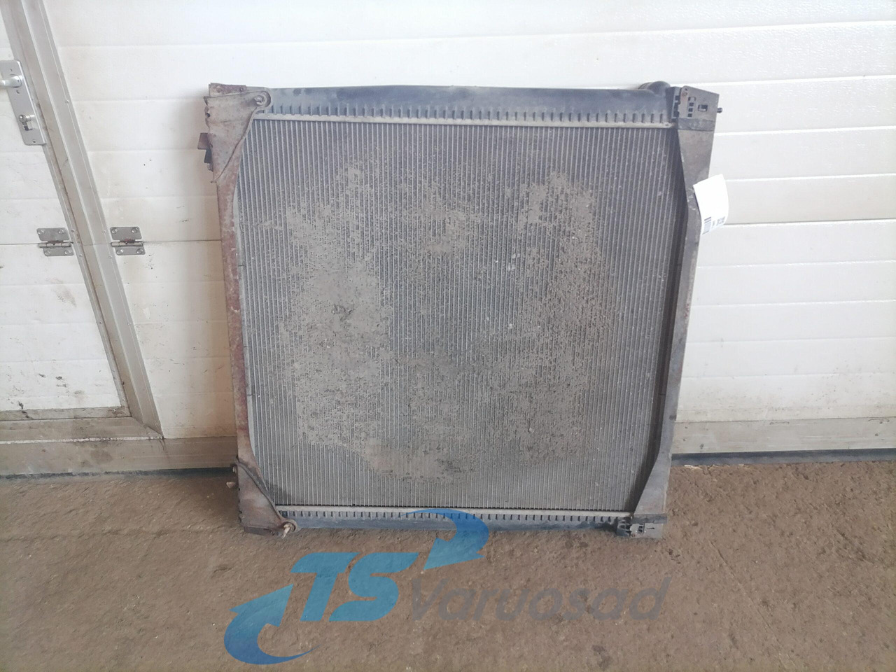 Scania Cooling radiator 1769997 - Radiator pentru Camion: Foto 2 Scania Cooling radiator 1769997 - Radiator pentru Camion: Foto 2