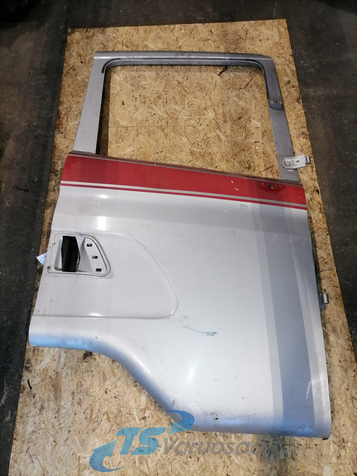 Scania Door 1384422 - Uşă și piese pentru Camion: Foto 1 Scania Door 1384422 - Uşă și piese pentru Camion: Foto 1