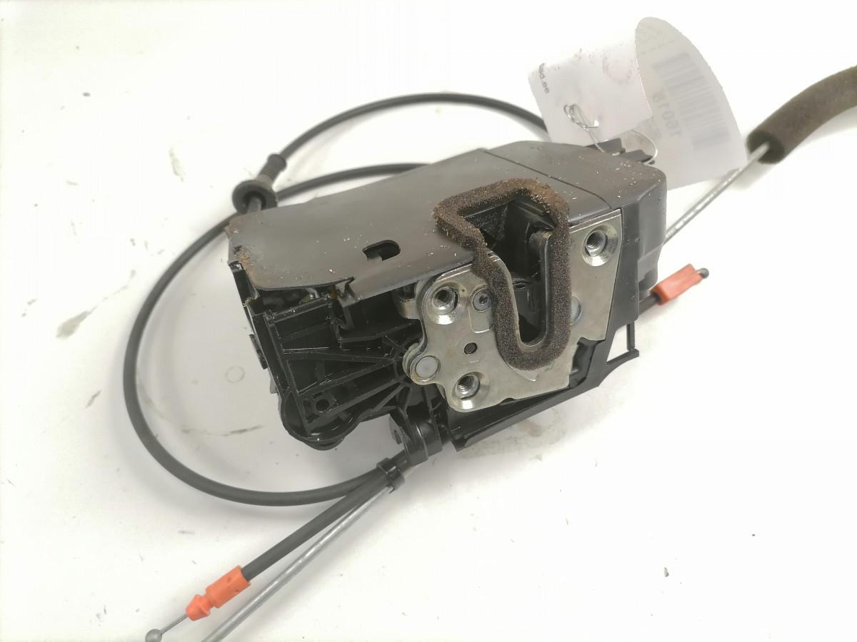 Scania Door lock 2640858 - Uşă și piese pentru Camion: Foto 3 Scania Door lock 2640858 - Uşă și piese pentru Camion: Foto 3