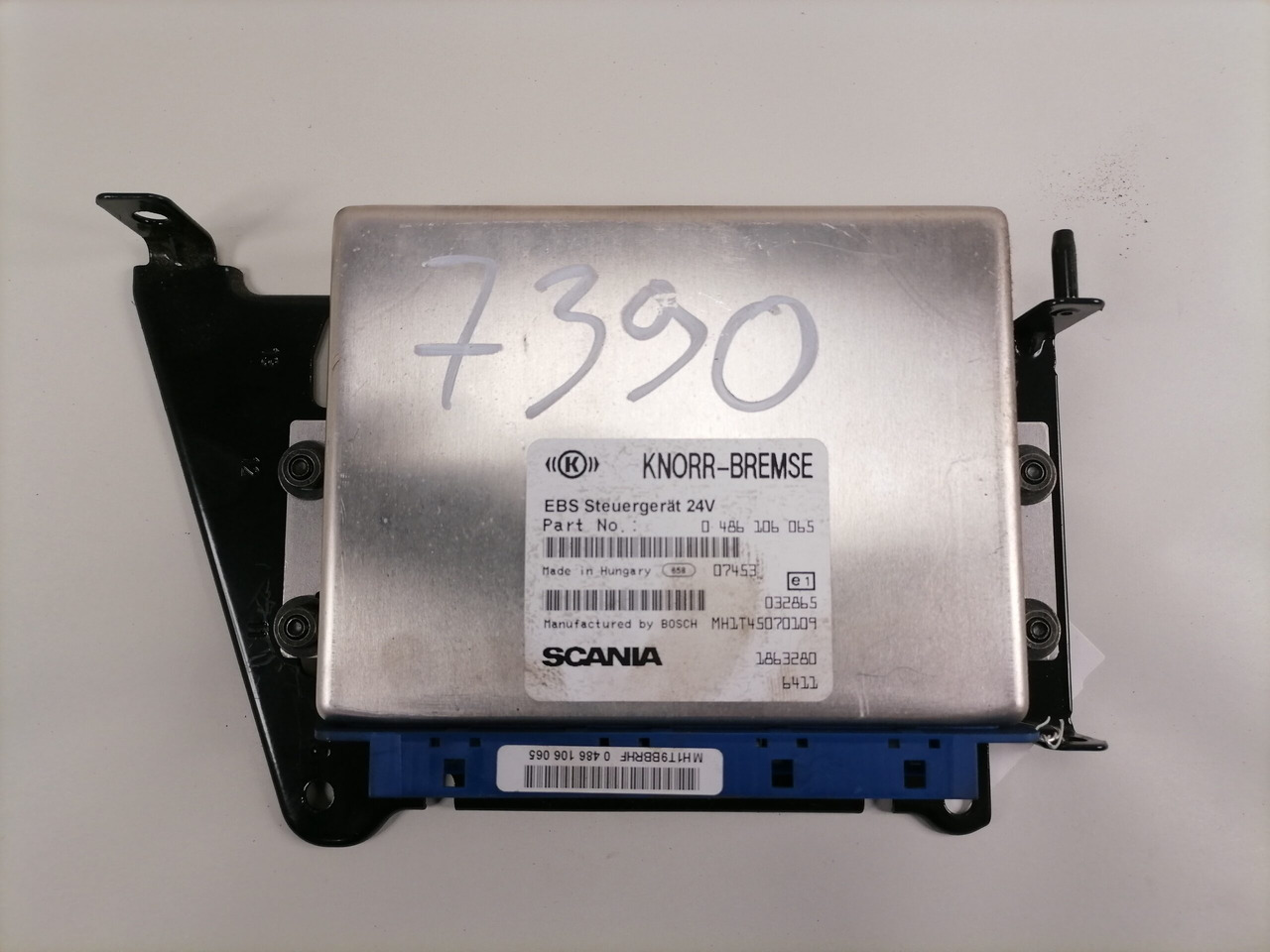 Scania Ecu, EBS 1863280 - Calculator de bord pentru Camion: Foto 4 Scania Ecu, EBS 1863280 - Calculator de bord pentru Camion: Foto 4