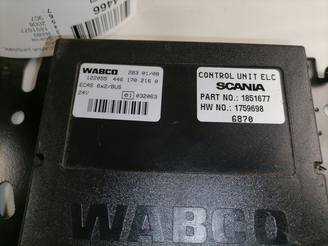 Scania Ecu, ECAS 1851677 - Calculator de bord pentru Camion: Foto 2 Scania Ecu, ECAS 1851677 - Calculator de bord pentru Camion: Foto 2
