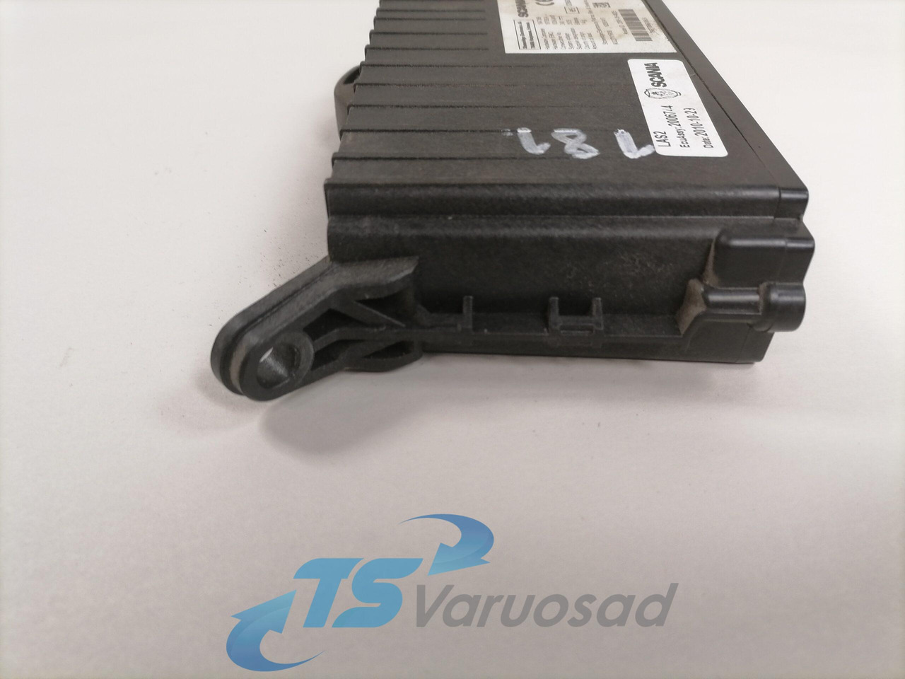 Scania Ecu, LAS 2006744 - Calculator de bord pentru Camion: Foto 4 Scania Ecu, LAS 2006744 - Calculator de bord pentru Camion: Foto 4