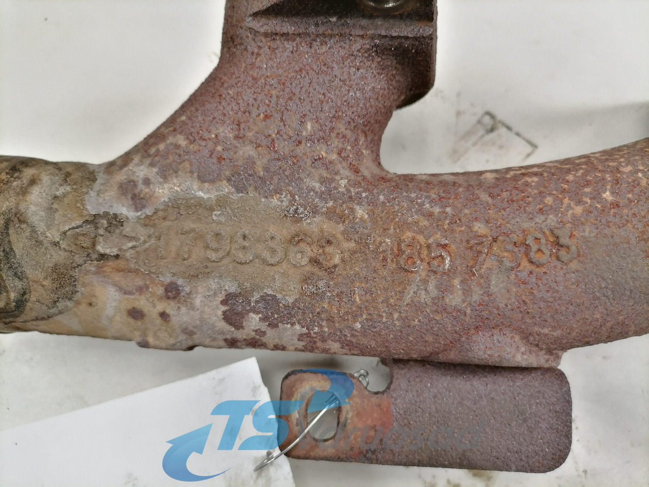 Scania Exhaust mainfold 1798363 - Galerie evacuare pentru Camion: Foto 4 Scania Exhaust mainfold 1798363 - Galerie evacuare pentru Camion: Foto 4