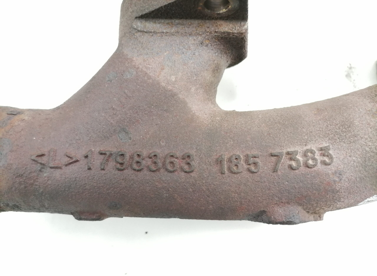 Scania Exhaust mainfold 1798363 - Galerie evacuare pentru Camion: Foto 3 Scania Exhaust mainfold 1798363 - Galerie evacuare pentru Camion: Foto 3