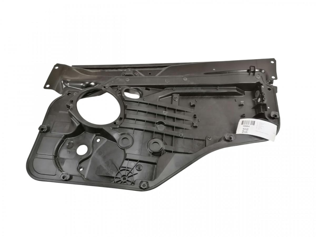 Scania Frame 2521837 - Uşă și piese pentru Camion: Foto 1 Scania Frame 2521837 - Uşă și piese pentru Camion: Foto 1